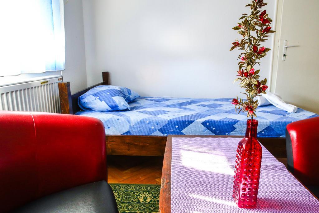 The Comfy Hostel Skopje Phòng bức ảnh