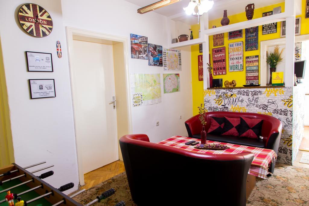 The Comfy Hostel Skopje Ngoại thất bức ảnh